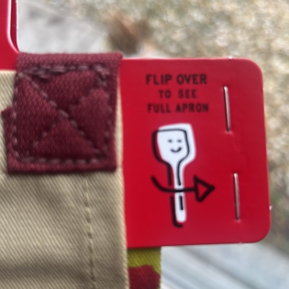 NWT Blue Q apron. “Cooking makes me so thirsty” featuring wine glasses. - Picture 9 of 11